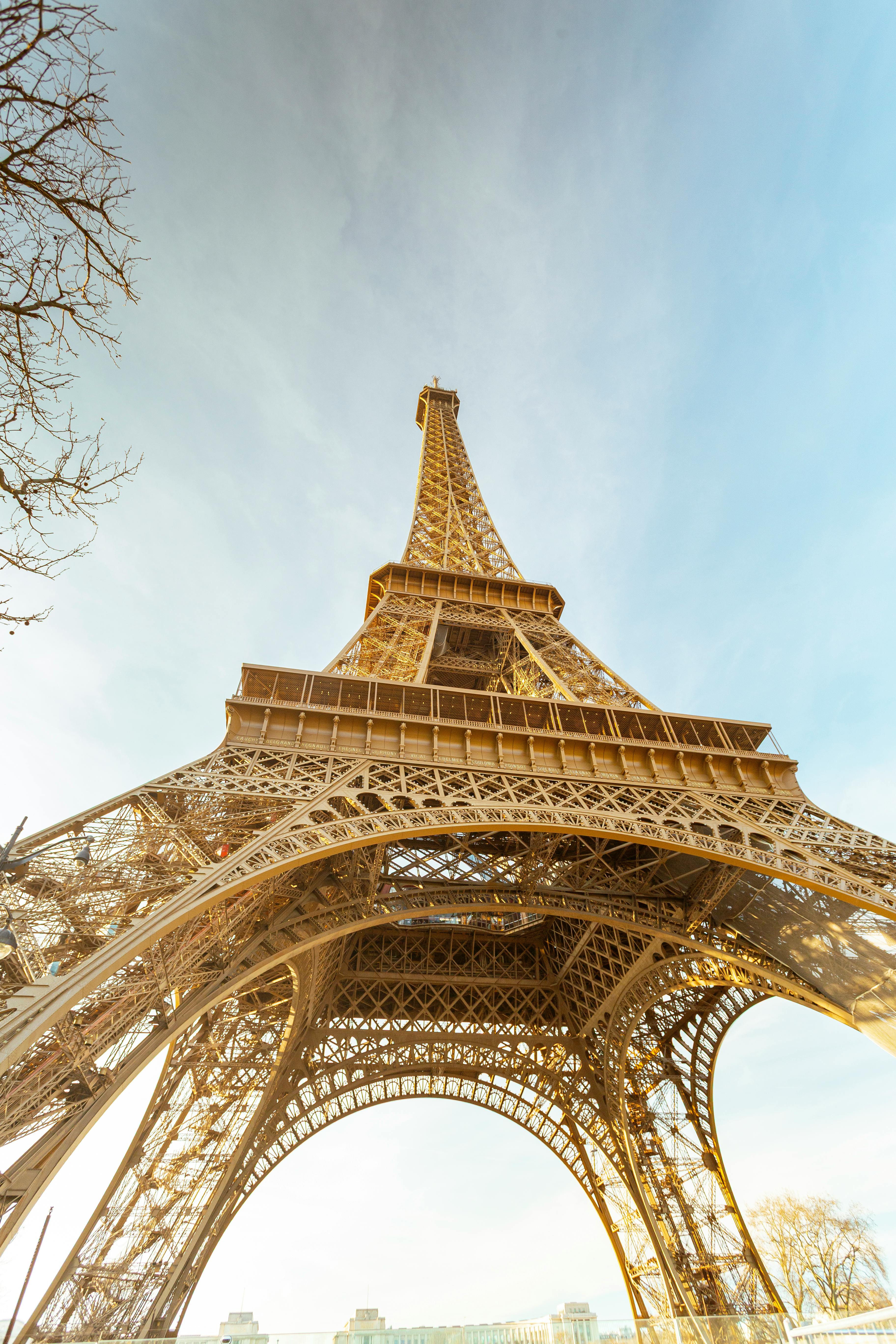 Paris Monumental Free Tour