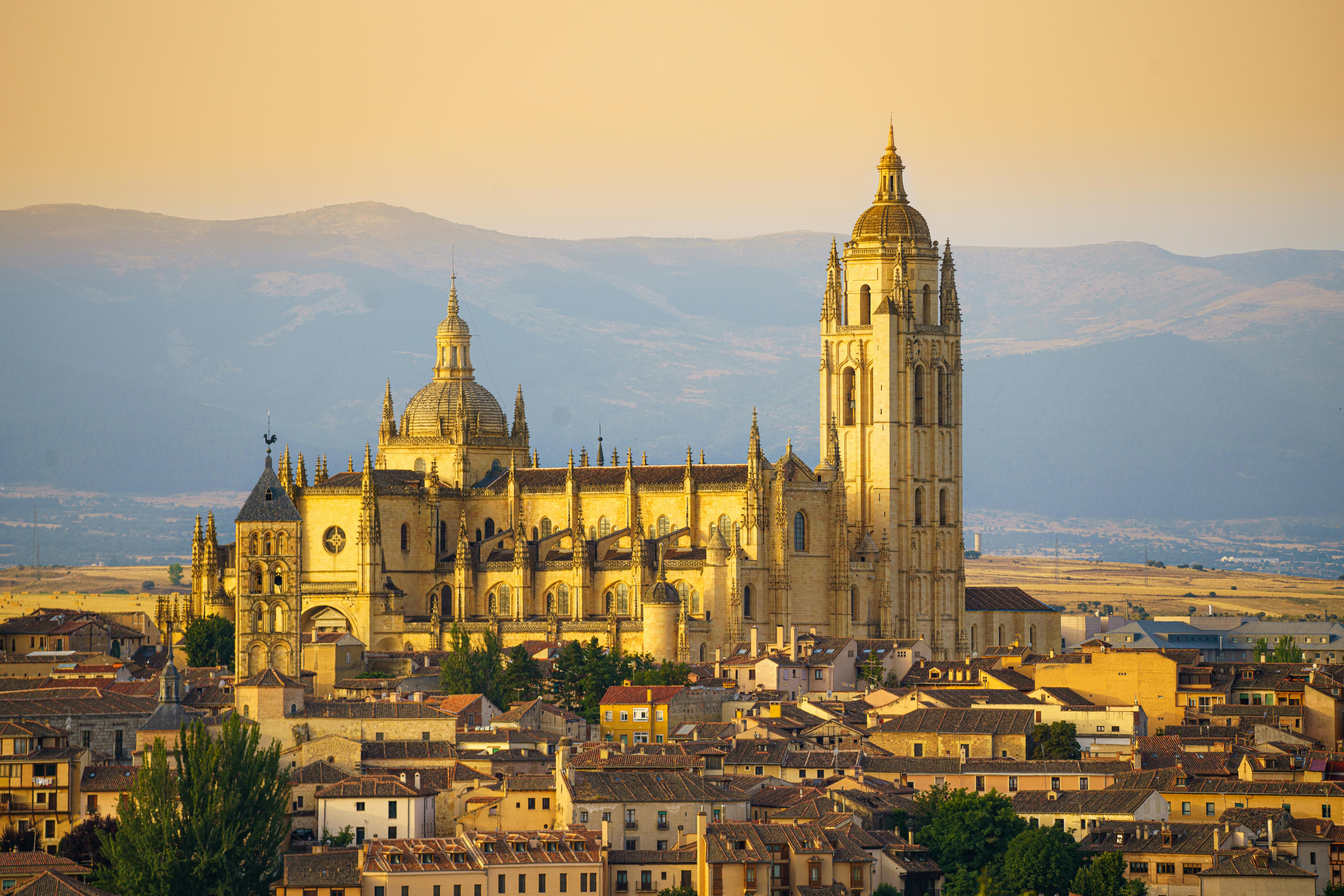 Classic Segovia Walking Tour