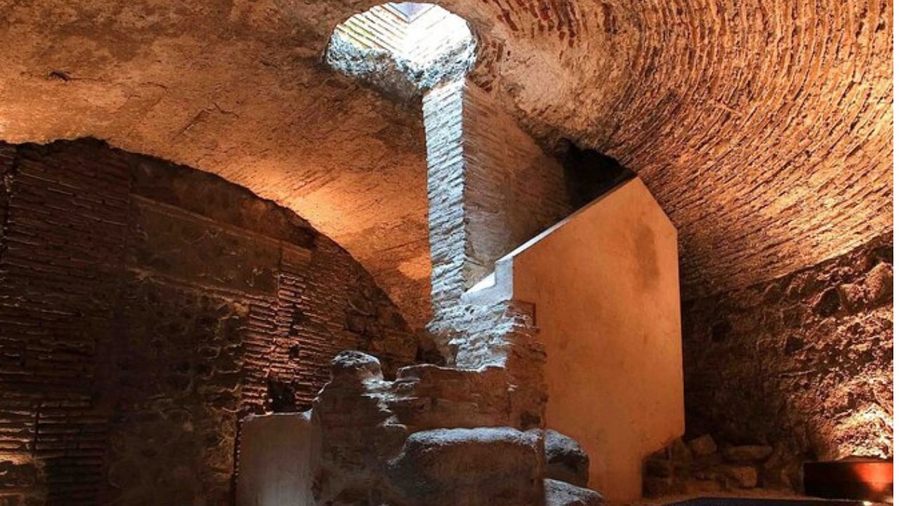 Los subterráneos de Toledo solo se visitan con guía.
