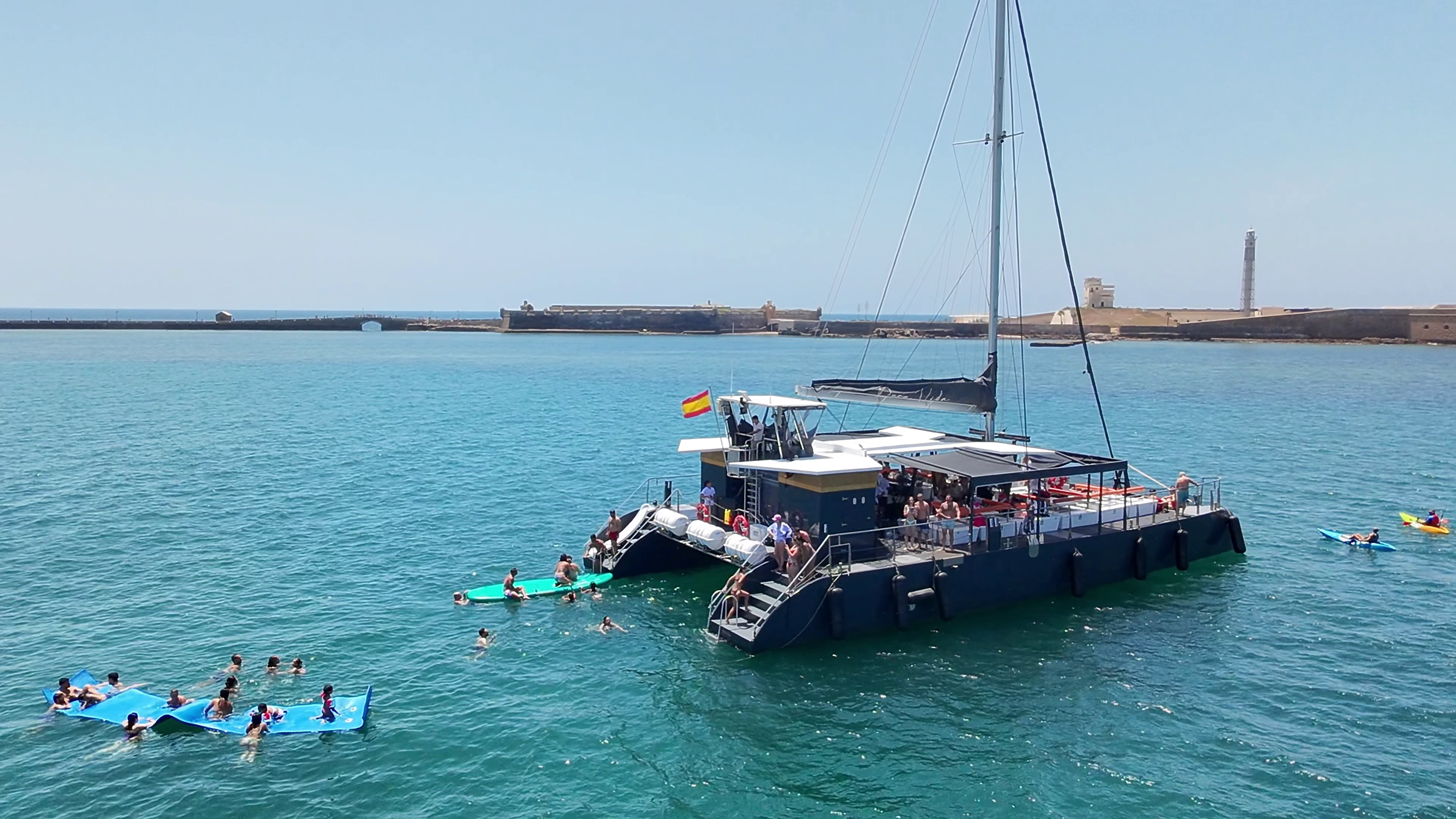CADIZ COM BANHO em El Puerto De Santa Maria - Imagem 1