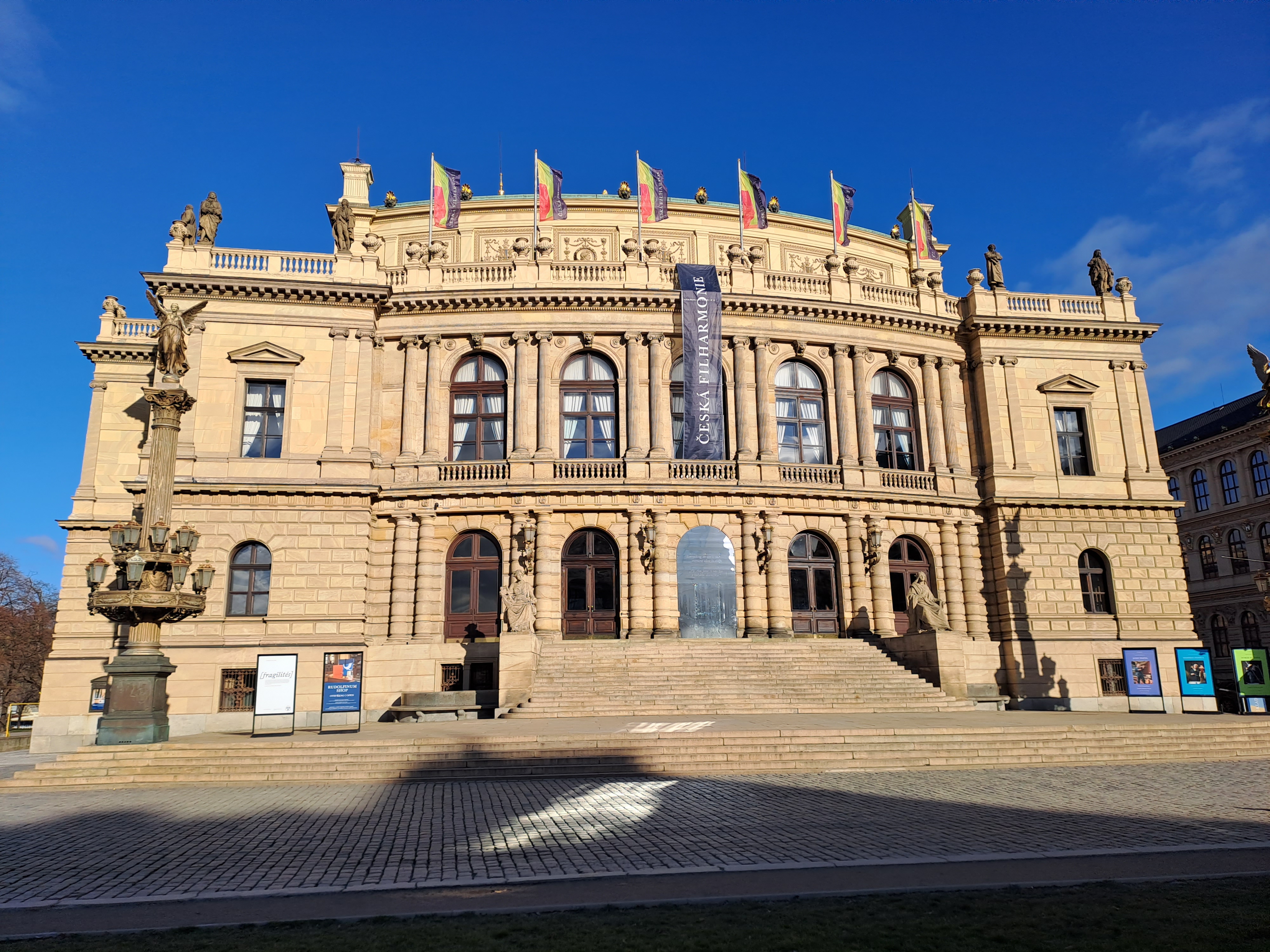 The Essentials of Prague in Spanish: Small Group Tour